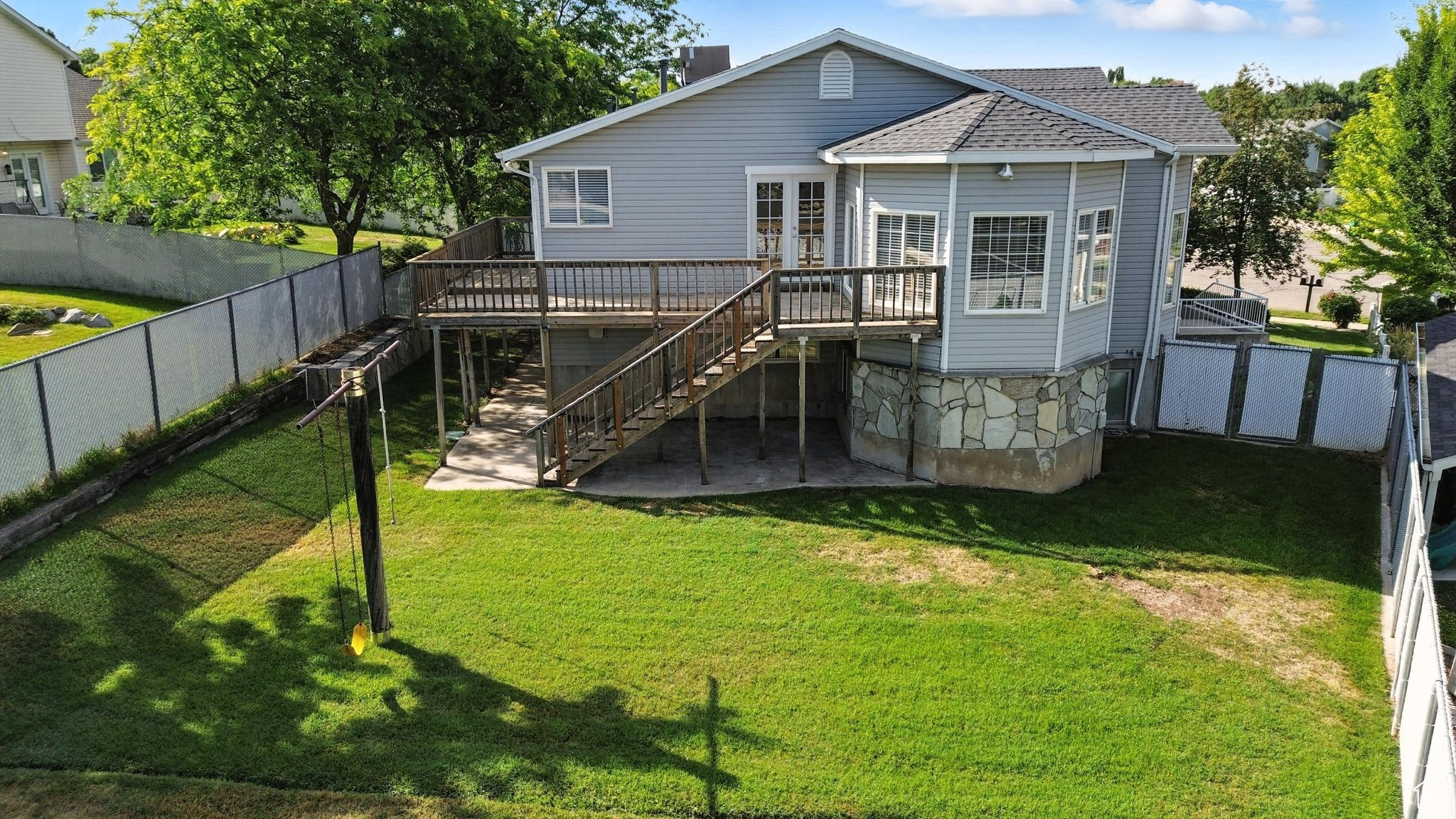 SHADOWBROOK - Residential