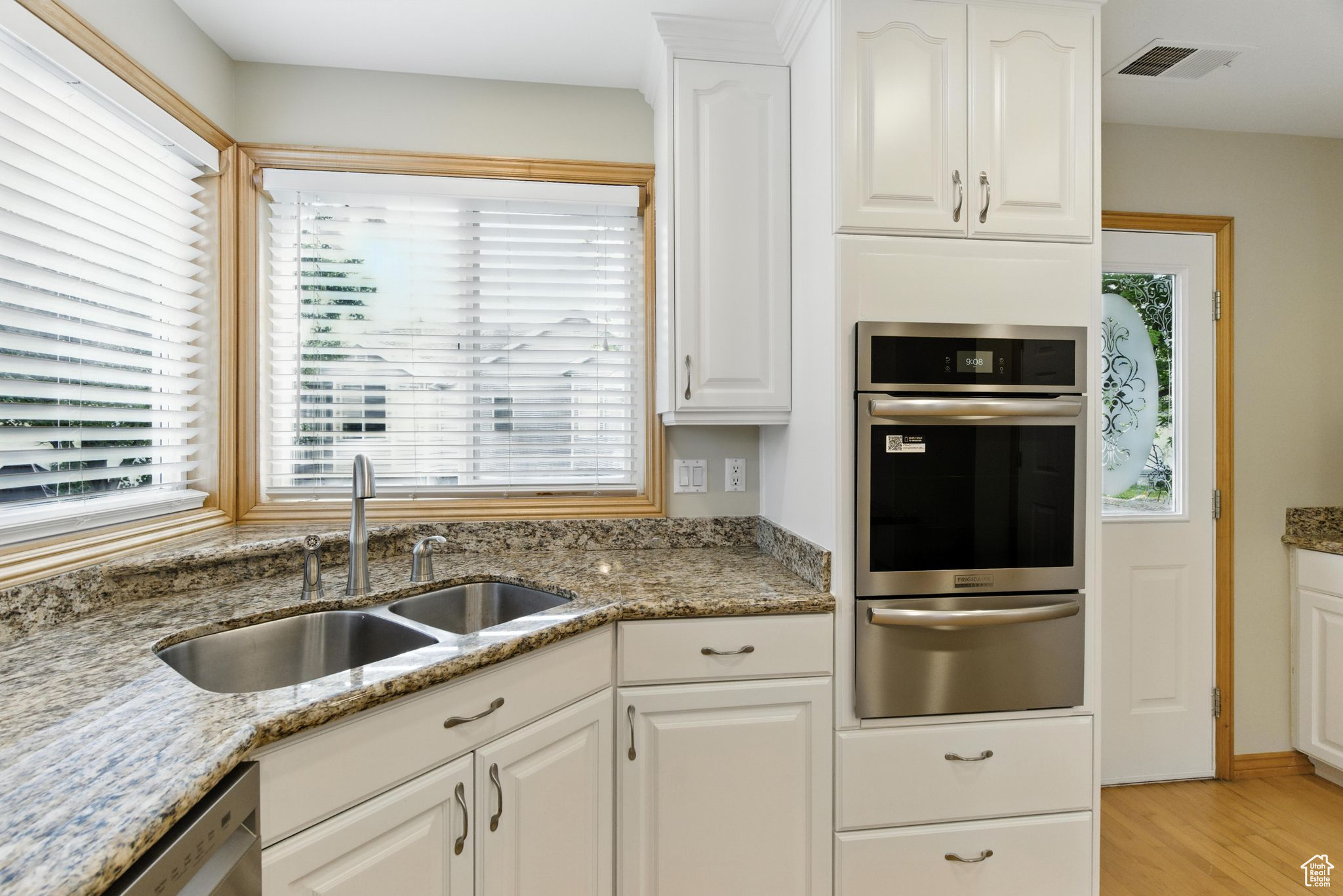 SHADOWBROOK - Residential