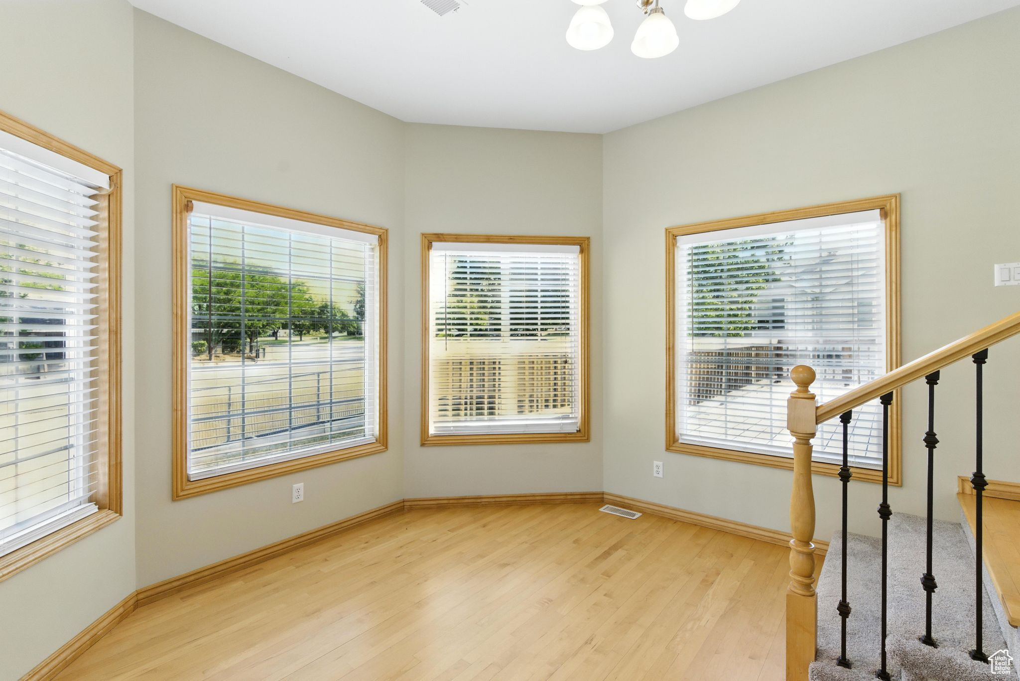 SHADOWBROOK - Residential