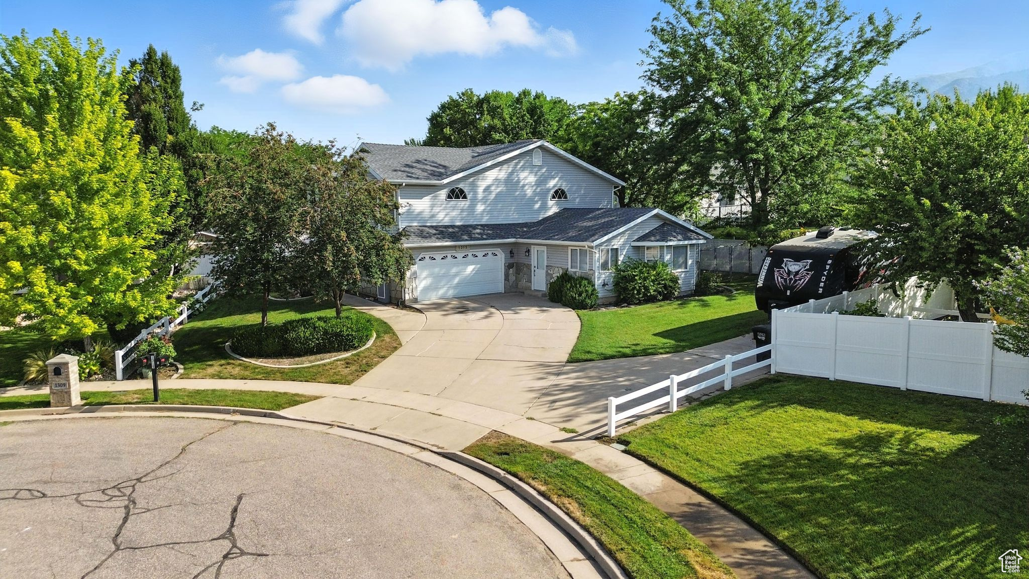 SHADOWBROOK - Residential