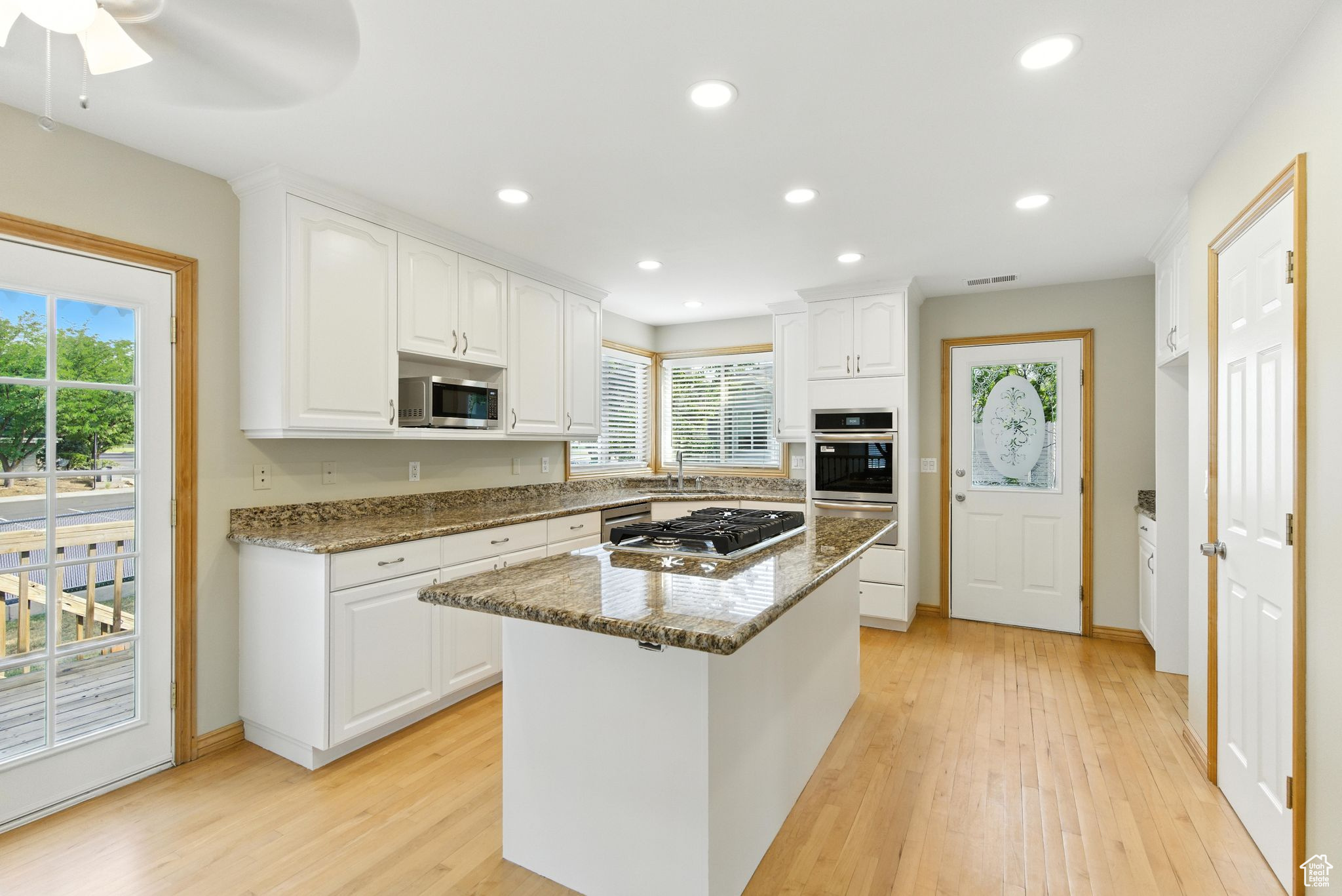 SHADOWBROOK - Residential
