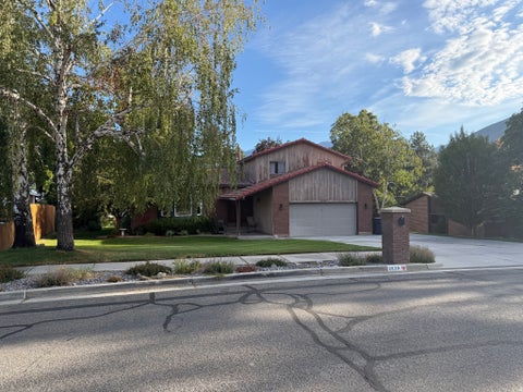 Tiny photo for 2829 E WILLOW BEND DR, Sandy, UT 84093 (MLS # 2183563)