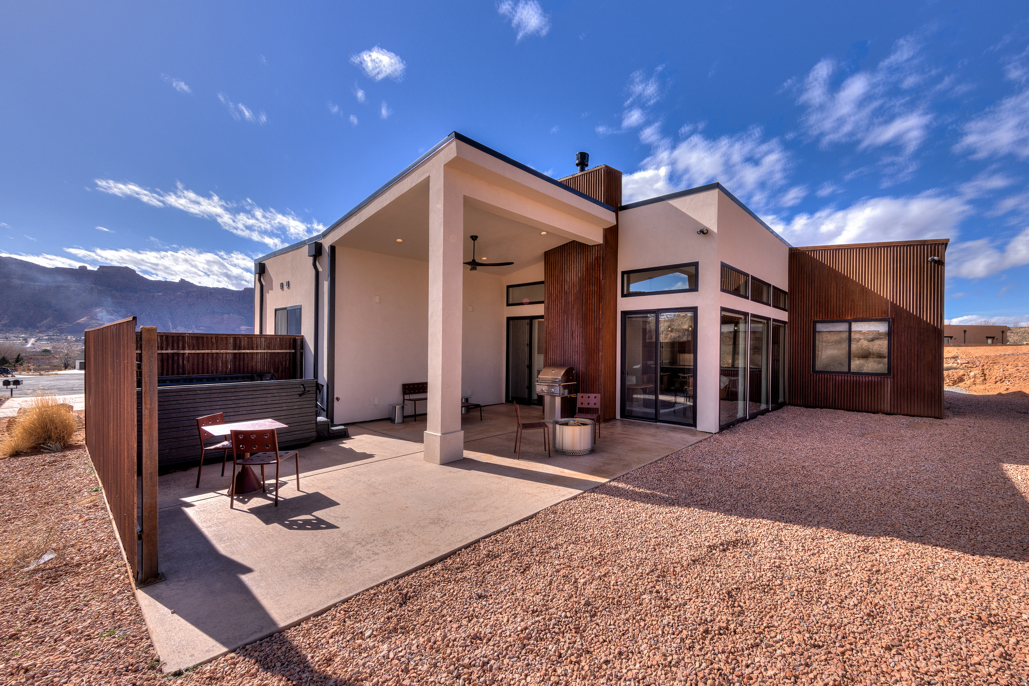 PUESTA DEL SOL - Residential
