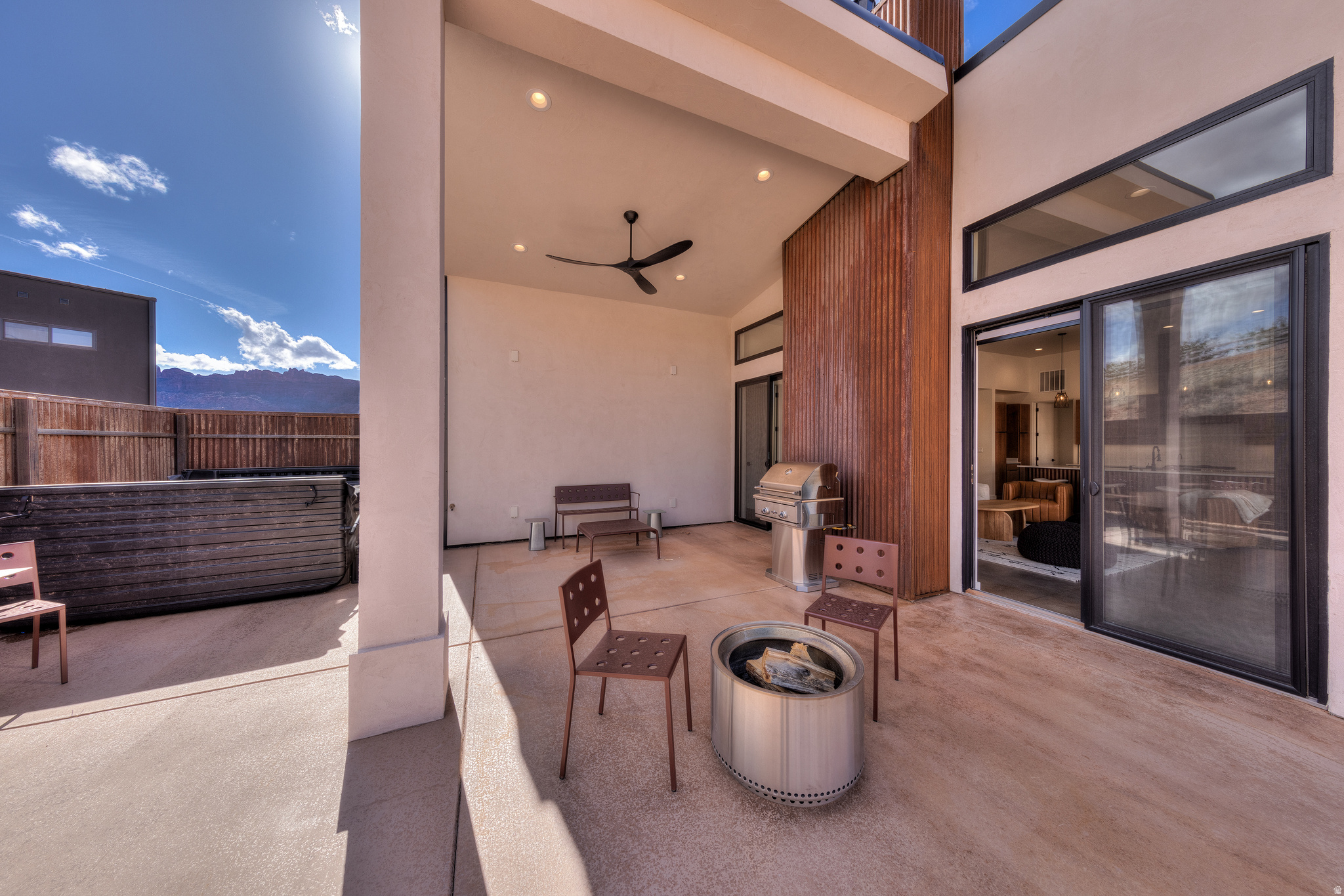 PUESTA DEL SOL - Residential
