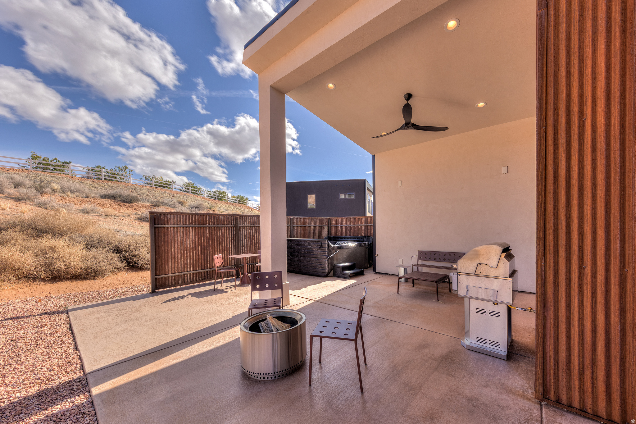 PUESTA DEL SOL - Residential