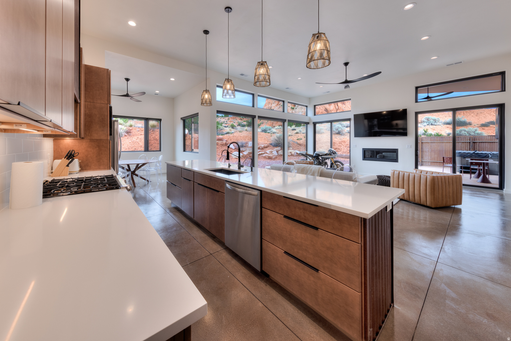 PUESTA DEL SOL - Residential