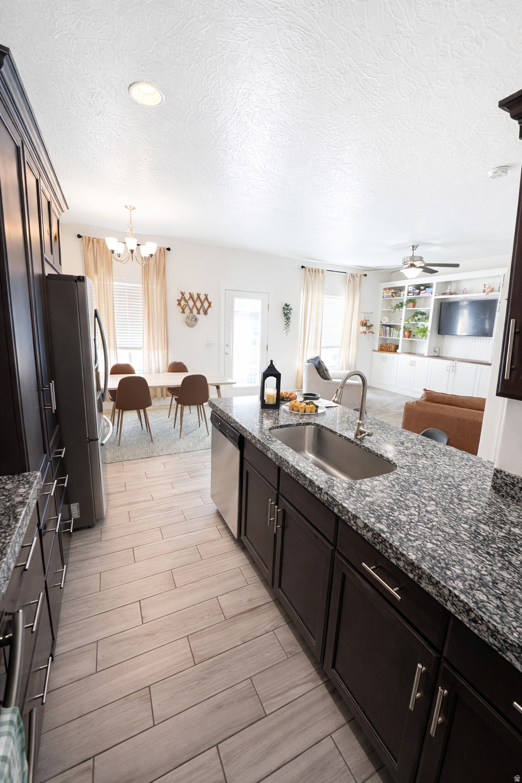 SILVERLAKE - Residential