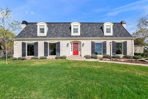 Photo of 553 S DAVIS BLVD, Bountiful, UT 84010 (MLS # 2148660)