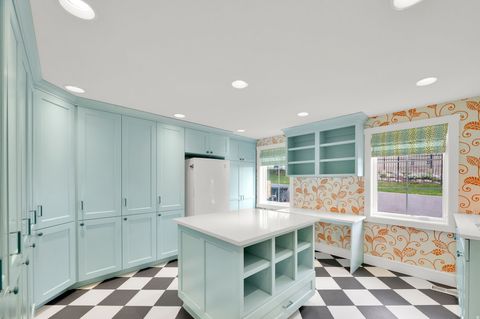 Tiny photo for 553 S DAVIS BLVD, Bountiful, UT 84010 (MLS # 2148660)