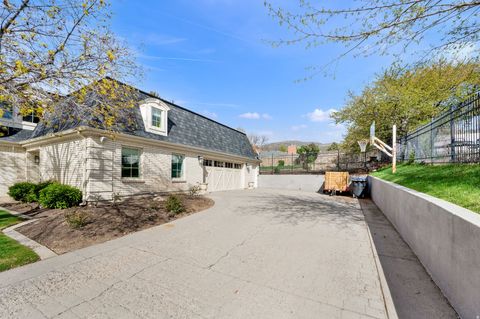 Tiny photo for 553 S DAVIS BLVD, Bountiful, UT 84010 (MLS # 2148660)