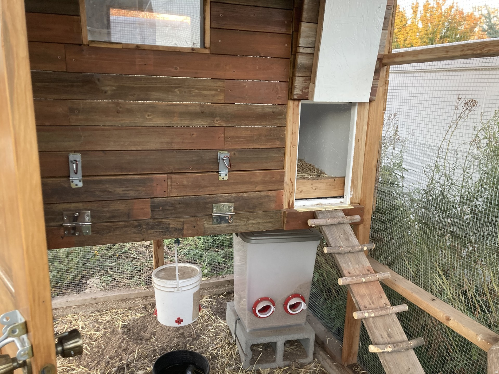 ROYLANCE FARMS - Residential Income