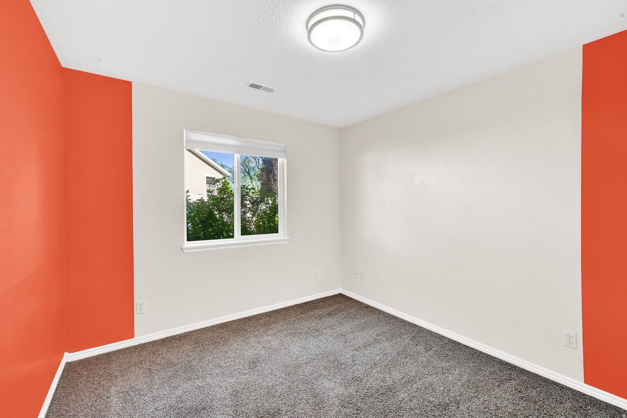 ROYLANCE FARMS - Residential Income