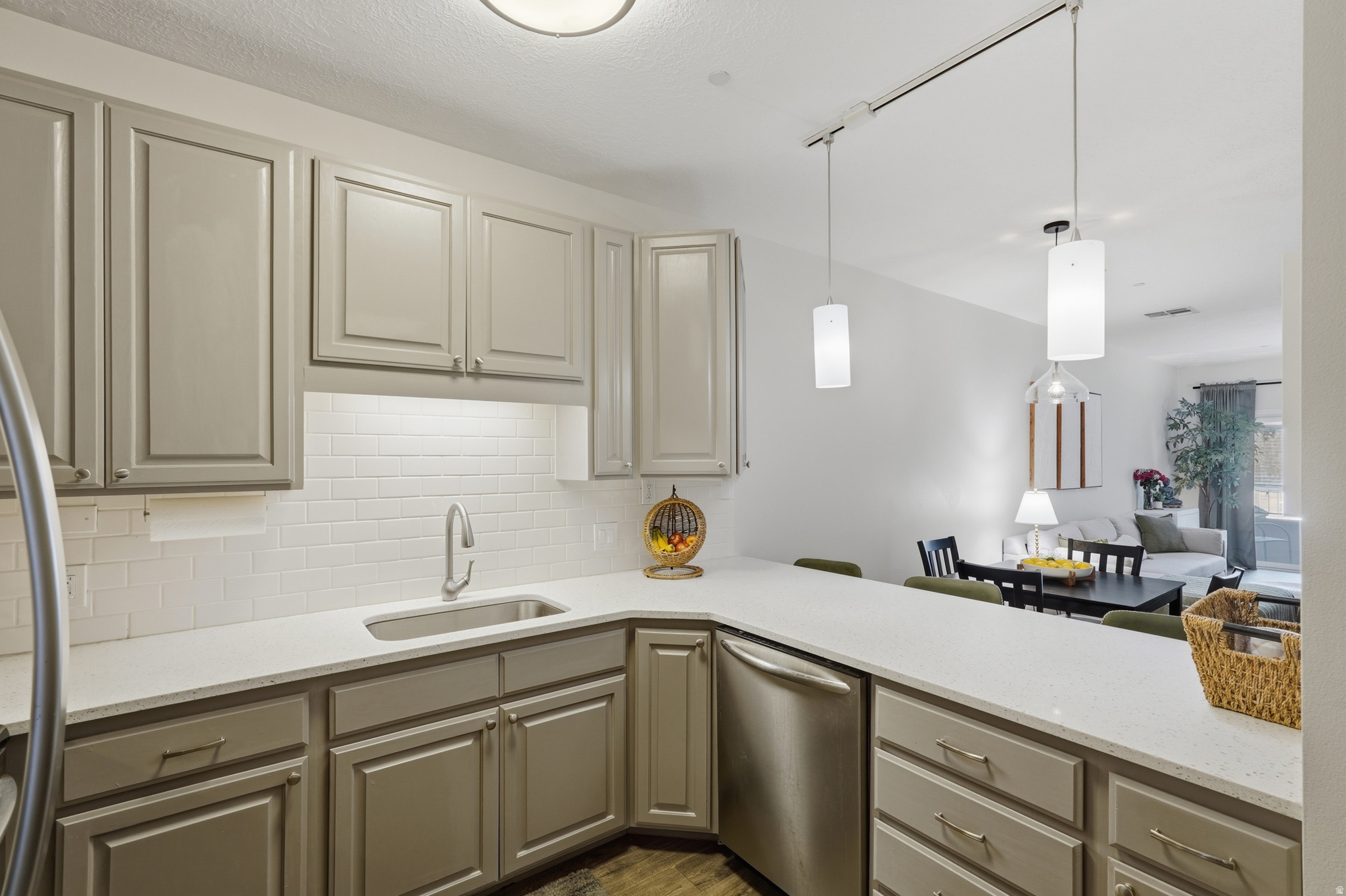 838 CONDOS - Residential