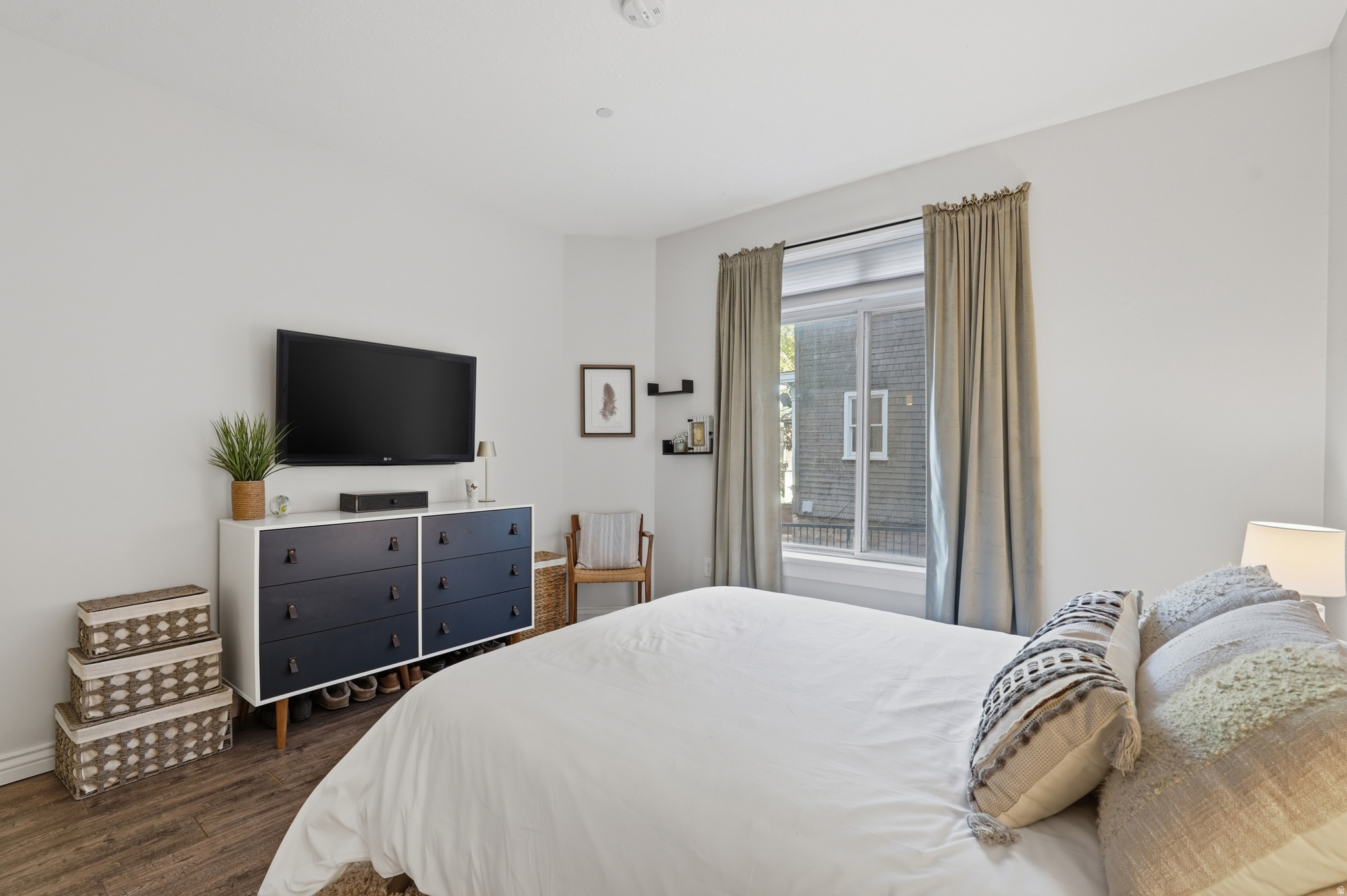 838 CONDOS - Residential