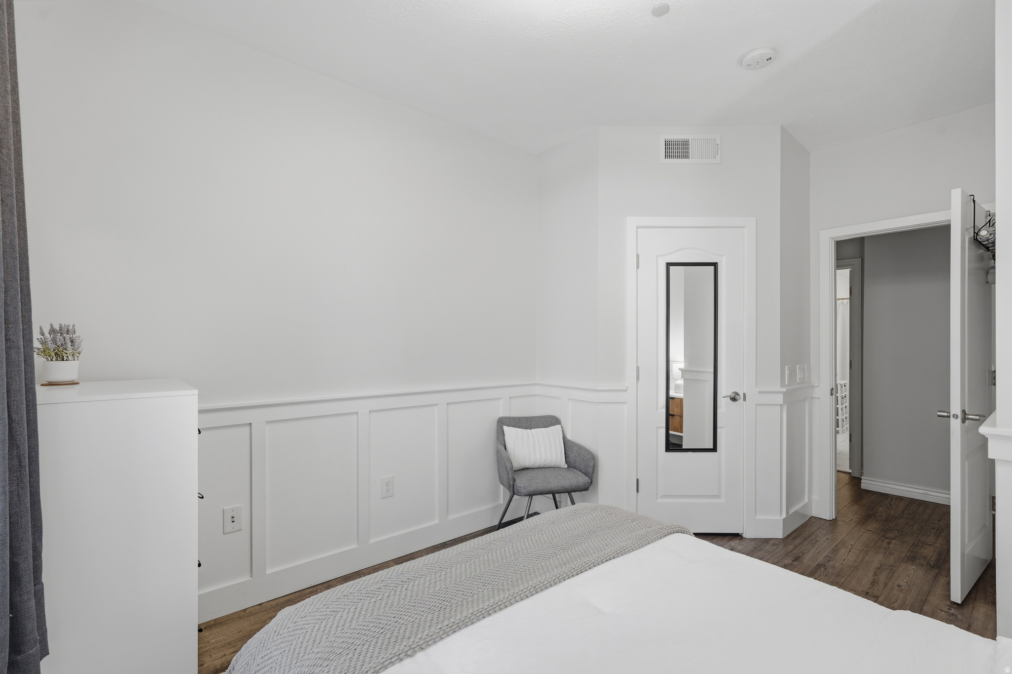 838 CONDOS - Residential