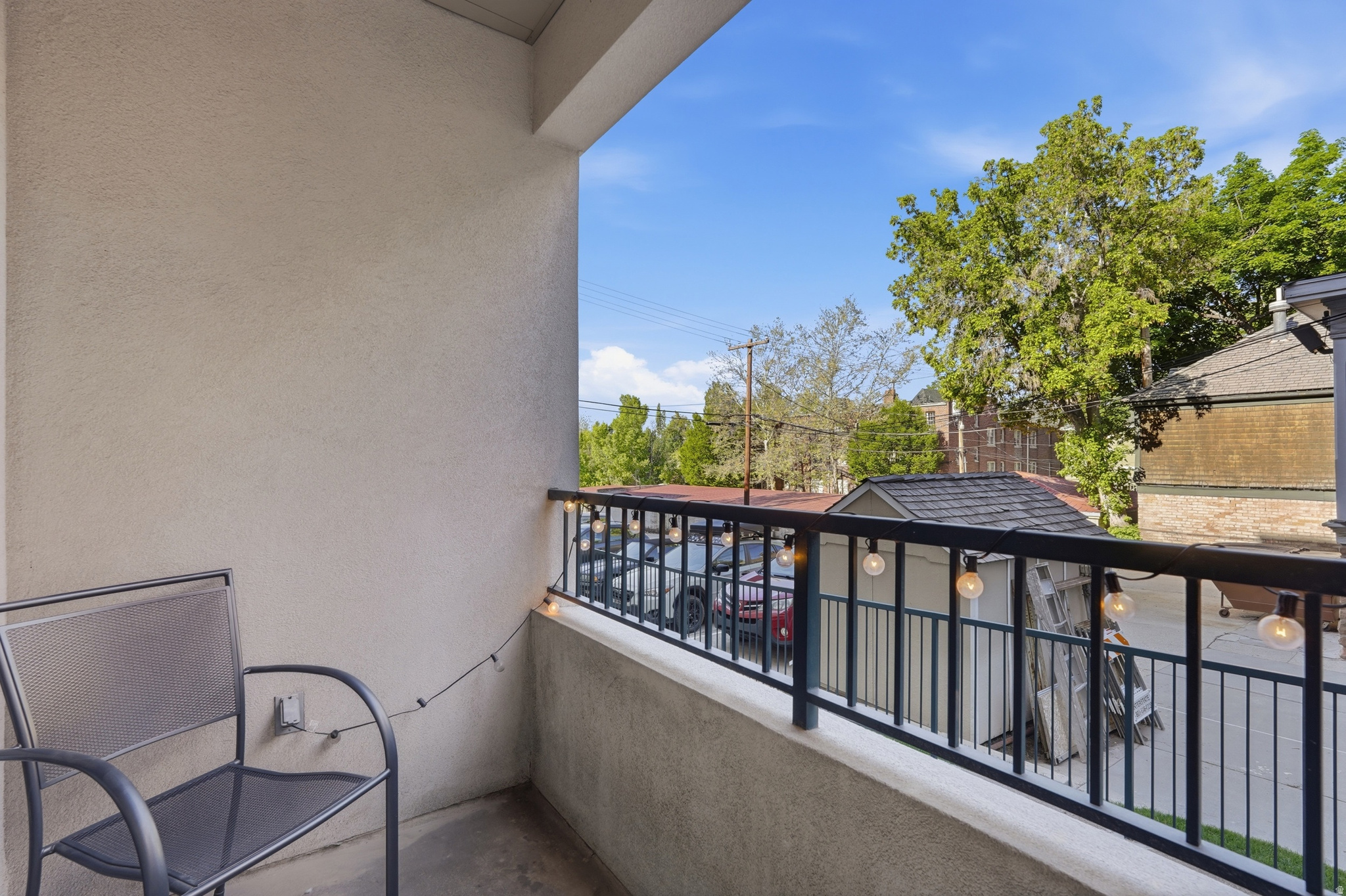 838 CONDOS - Residential