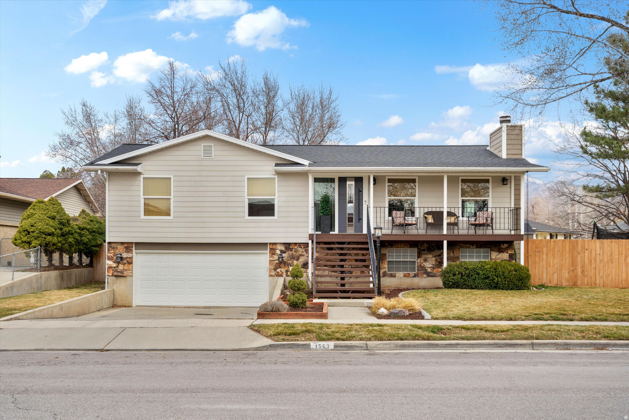 WHITE CITY #35 - Residential