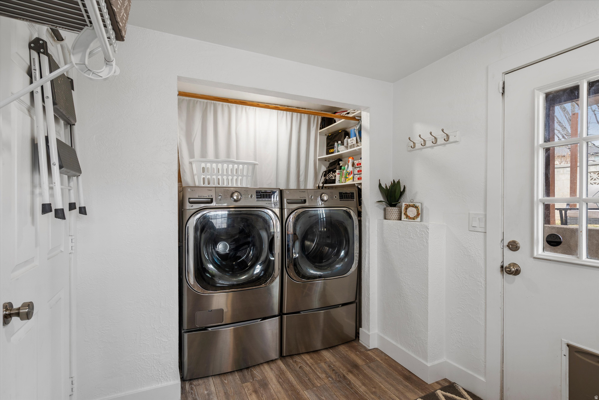 WHITE CITY #35 - Residential