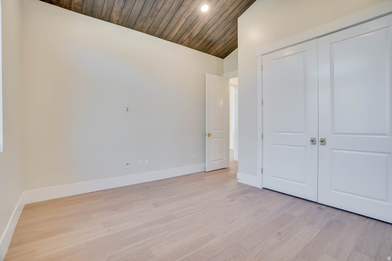 AMANTI LAGO - Residential