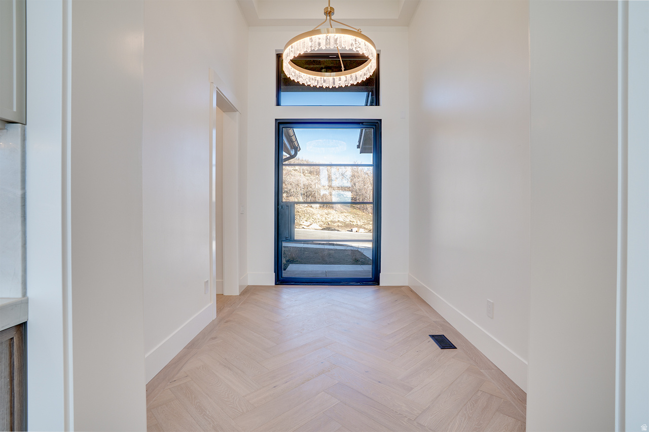 AMANTI LAGO - Residential