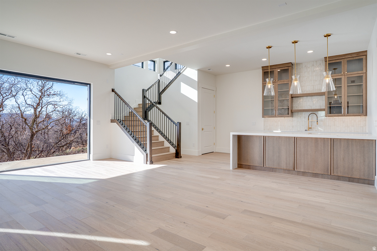 AMANTI LAGO - Residential