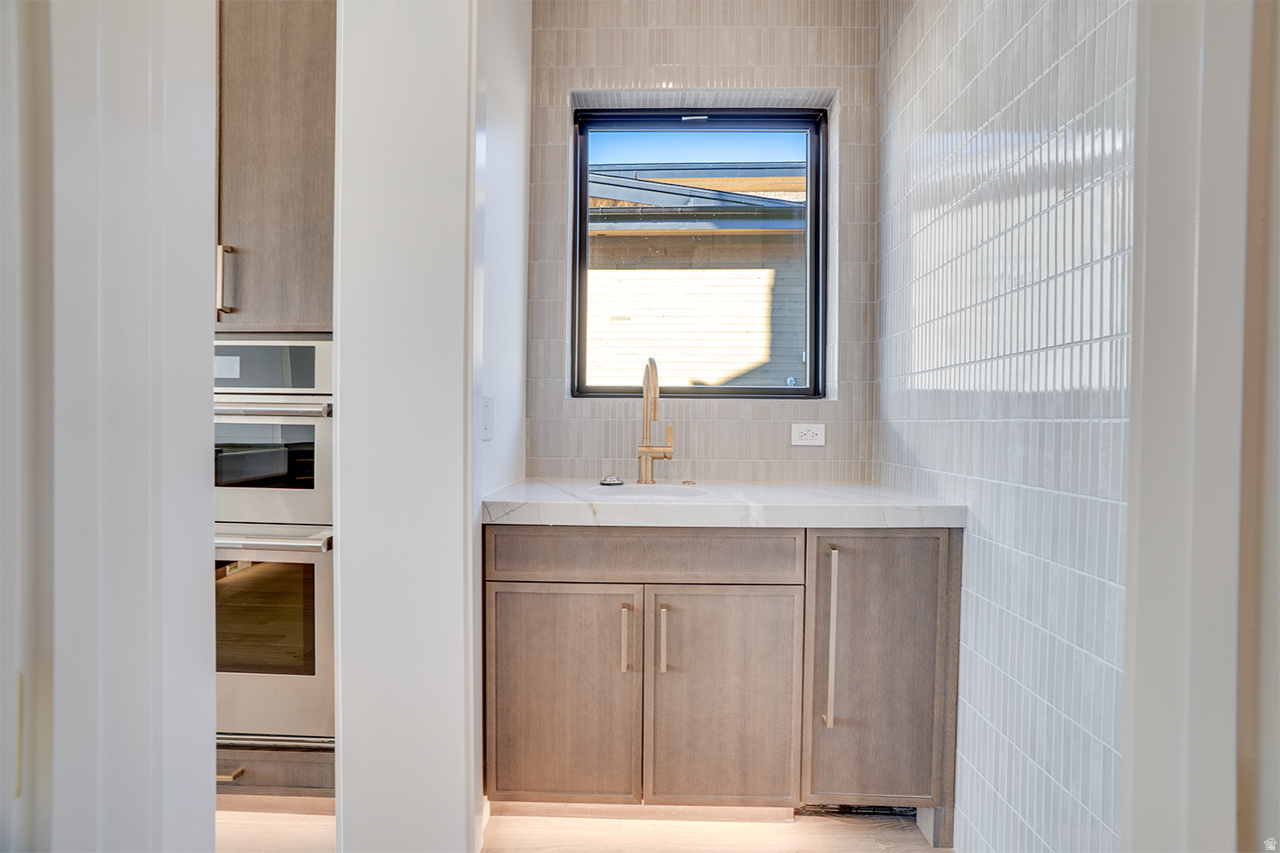 AMANTI LAGO - Residential