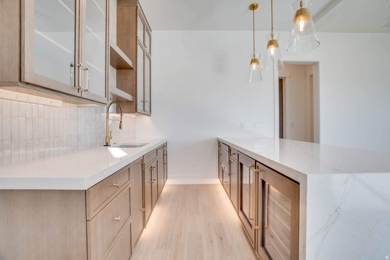 AMANTI LAGO - Residential