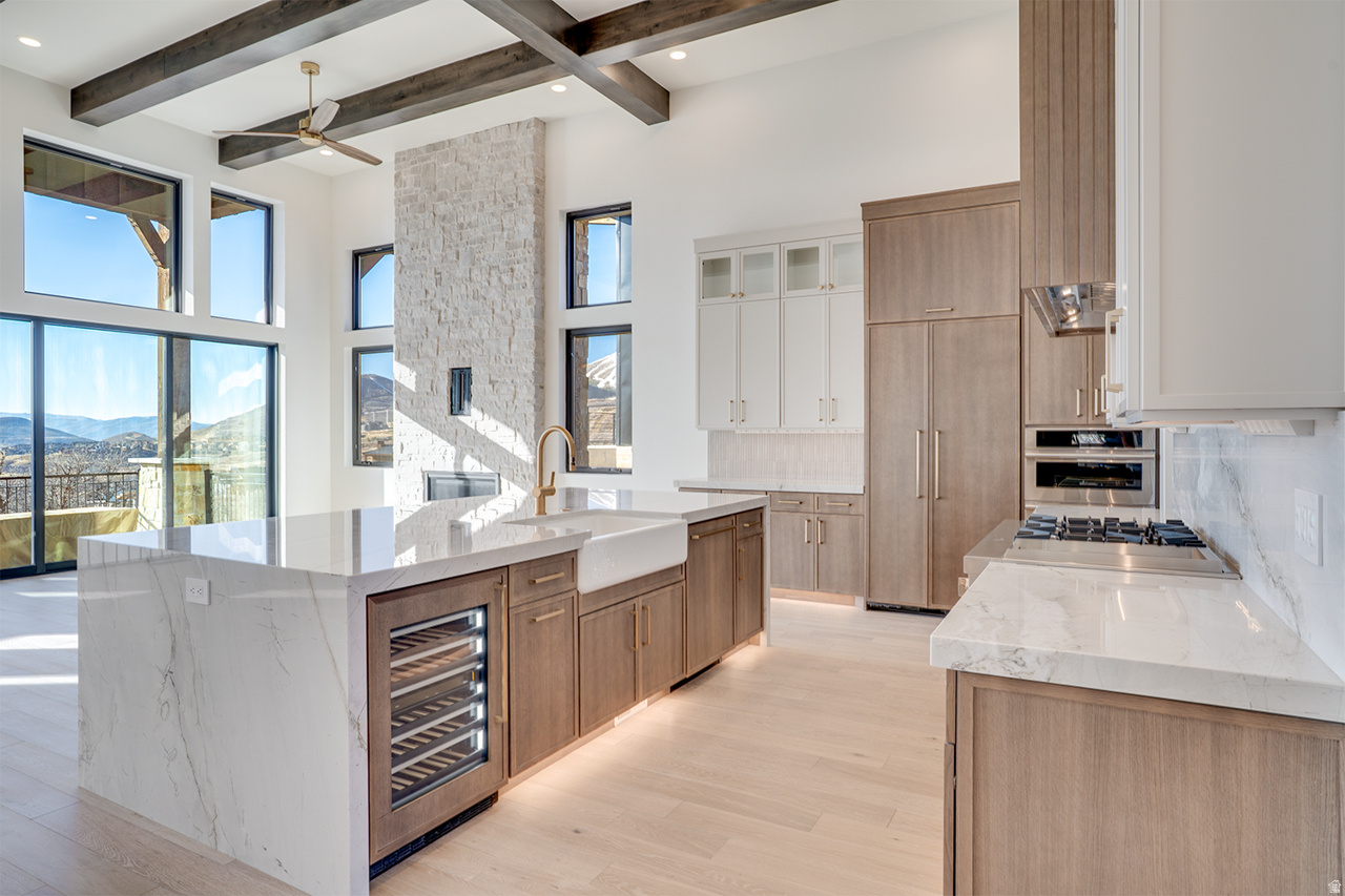 AMANTI LAGO - Residential