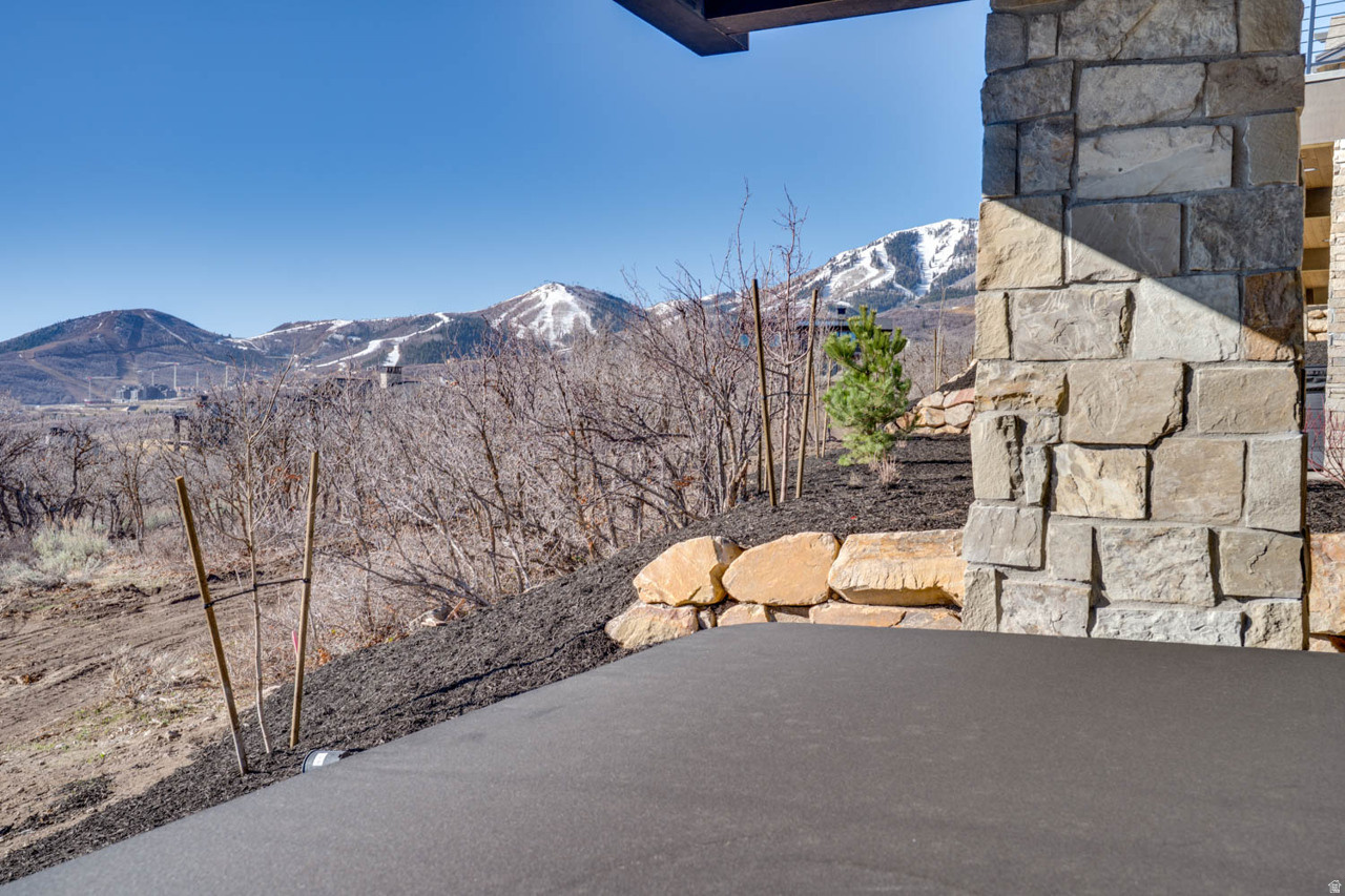 AMANTI LAGO - Residential