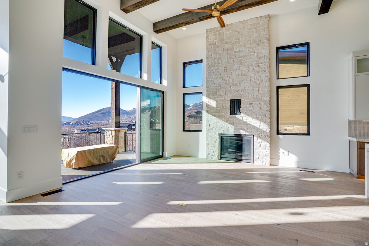 AMANTI LAGO - Residential