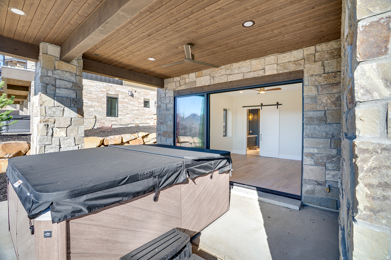 AMANTI LAGO - Residential