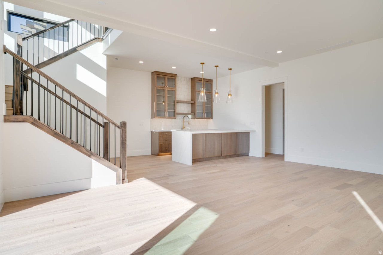 AMANTI LAGO - Residential