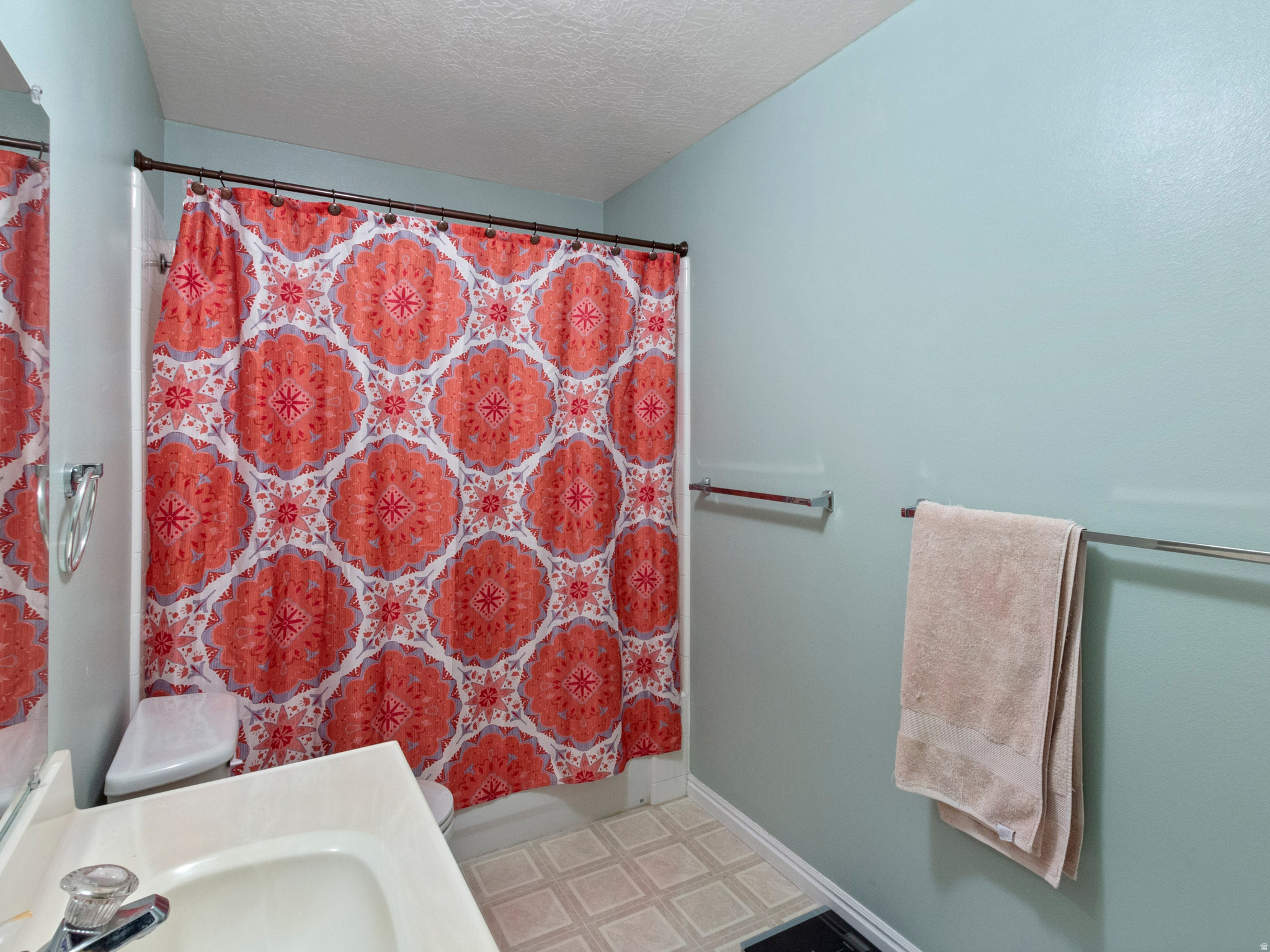 ABBY CONDO - Residential