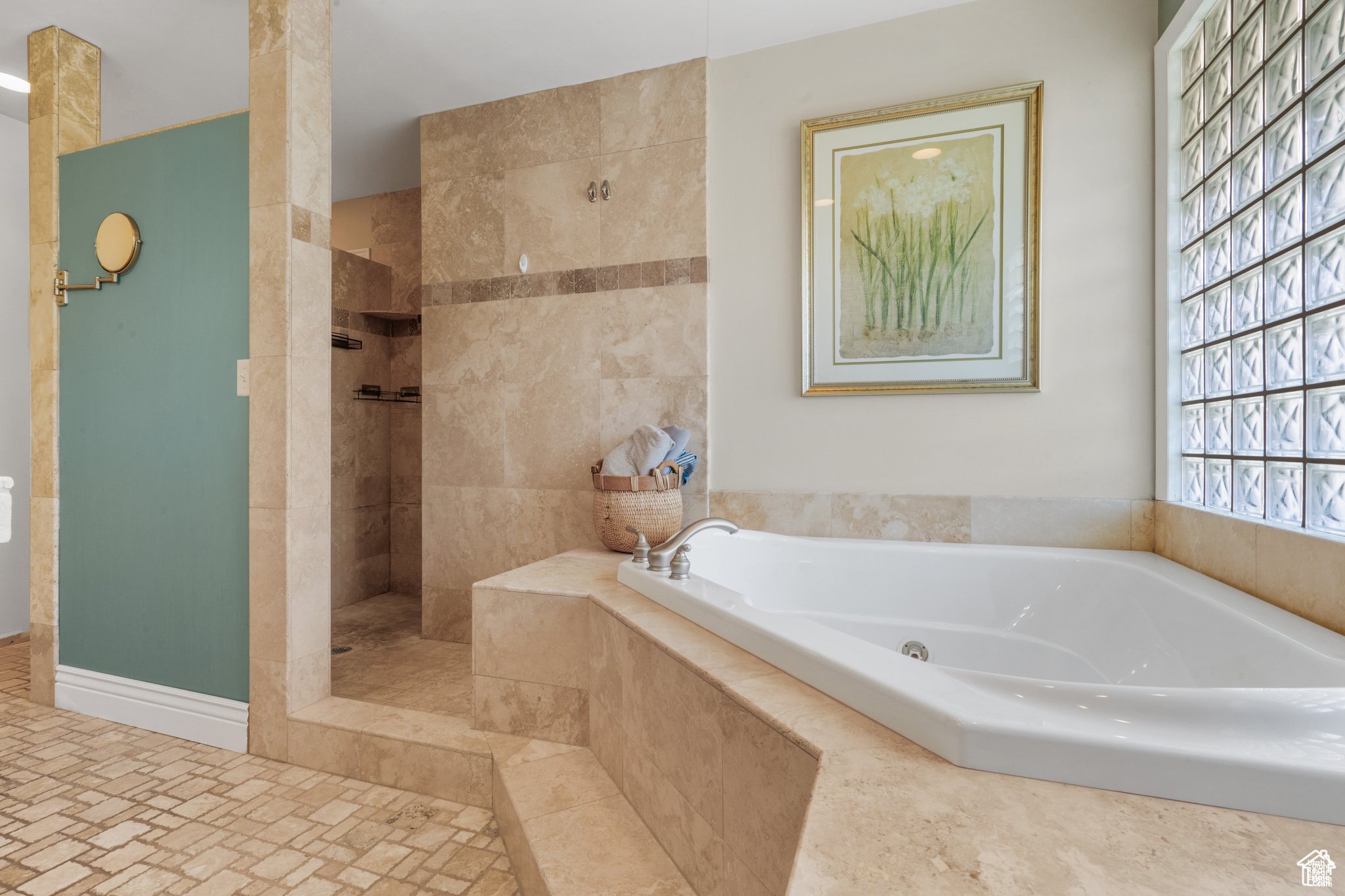 PEPPERWOOD - Residential