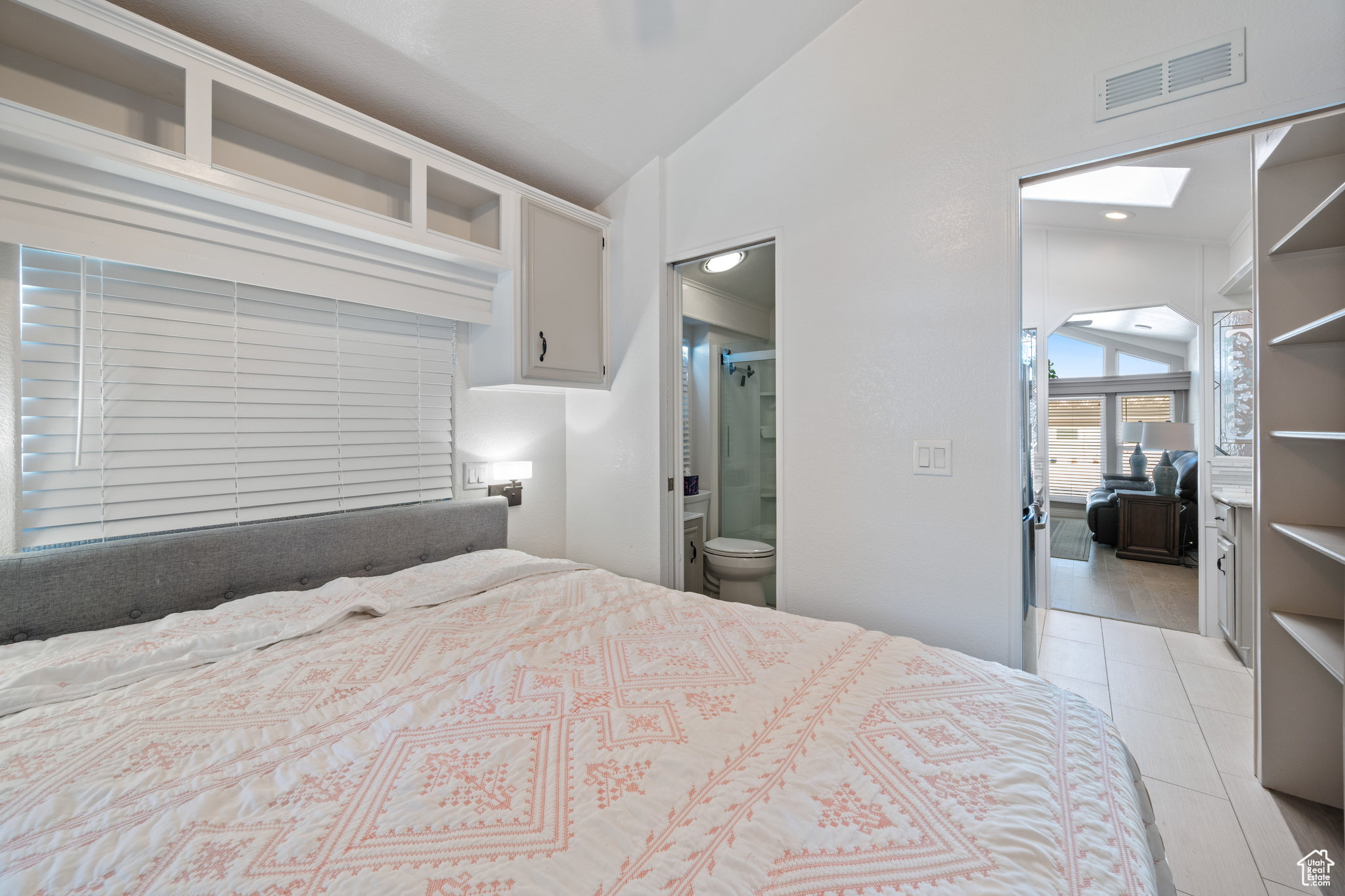 WORLDWIDE SUN RESORT - Residential