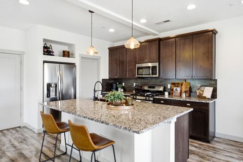 Tiny photo for 91 N RIO GRAND AVE, Farmington, UT 84025 (MLS # 2152685)