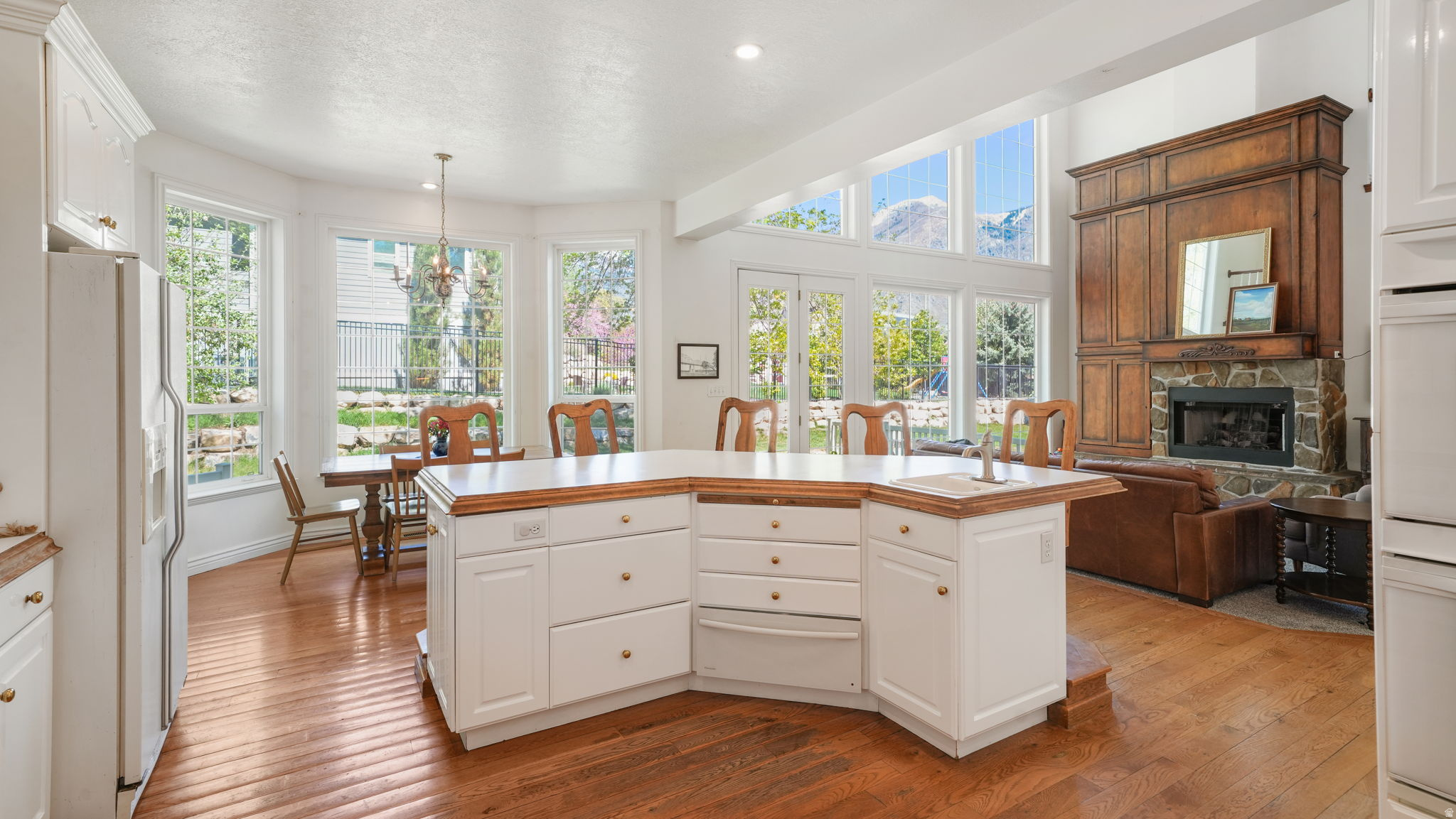 EAST VIEW - Residential