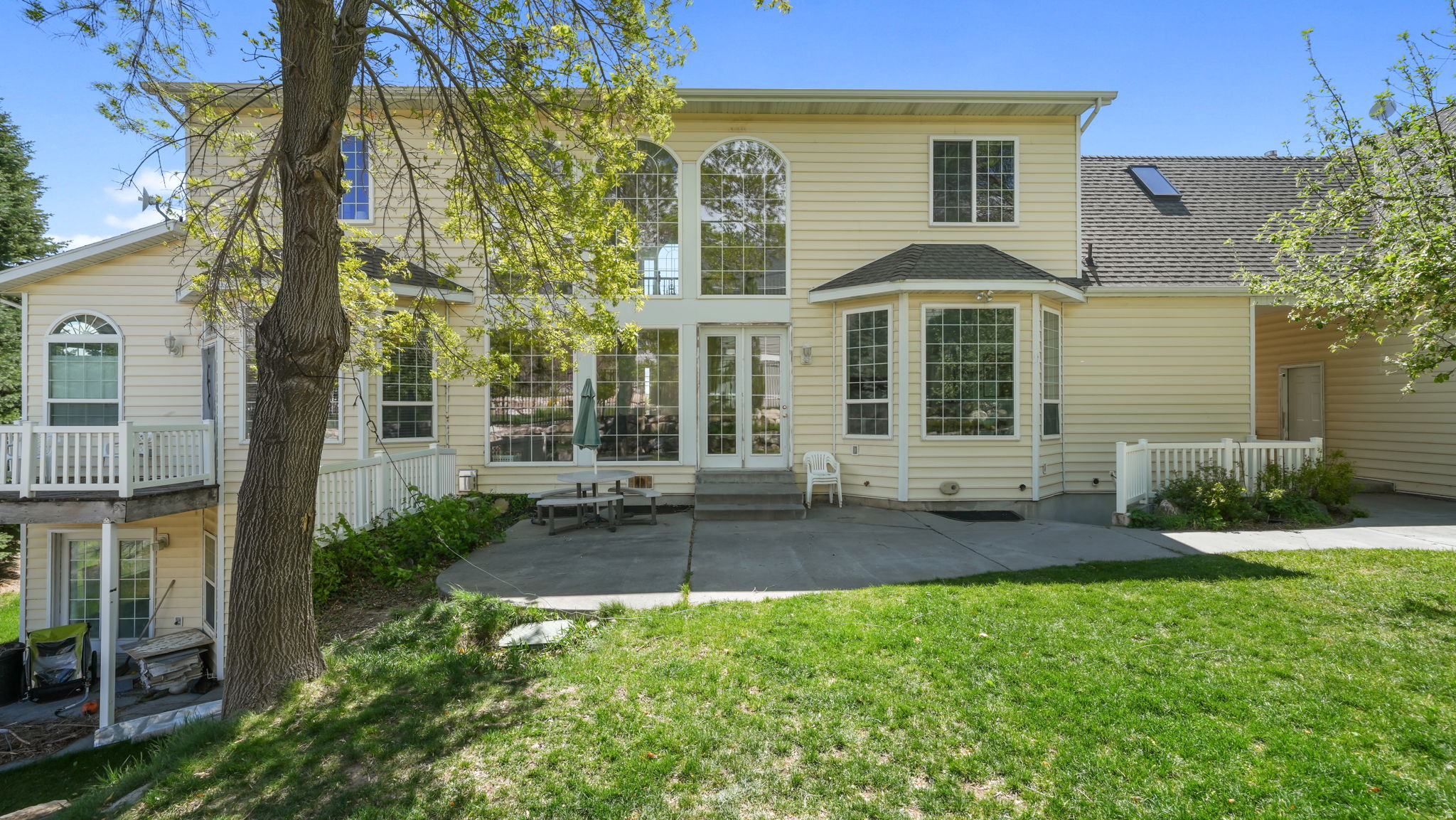 EAST VIEW - Residential