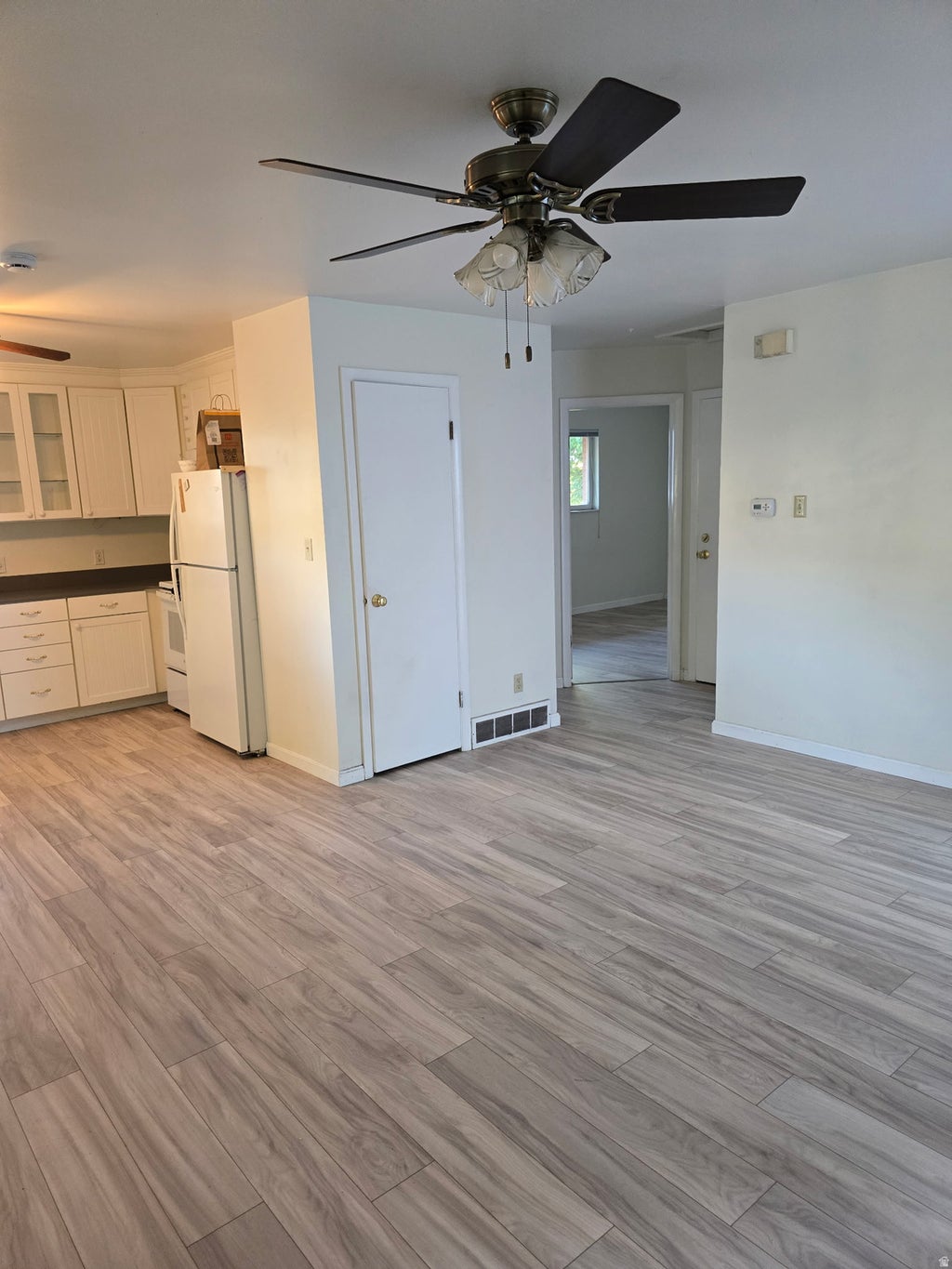 Photo of 327 N D ST E, Salt Lake City, UT 84103 (MLS # 2180698)