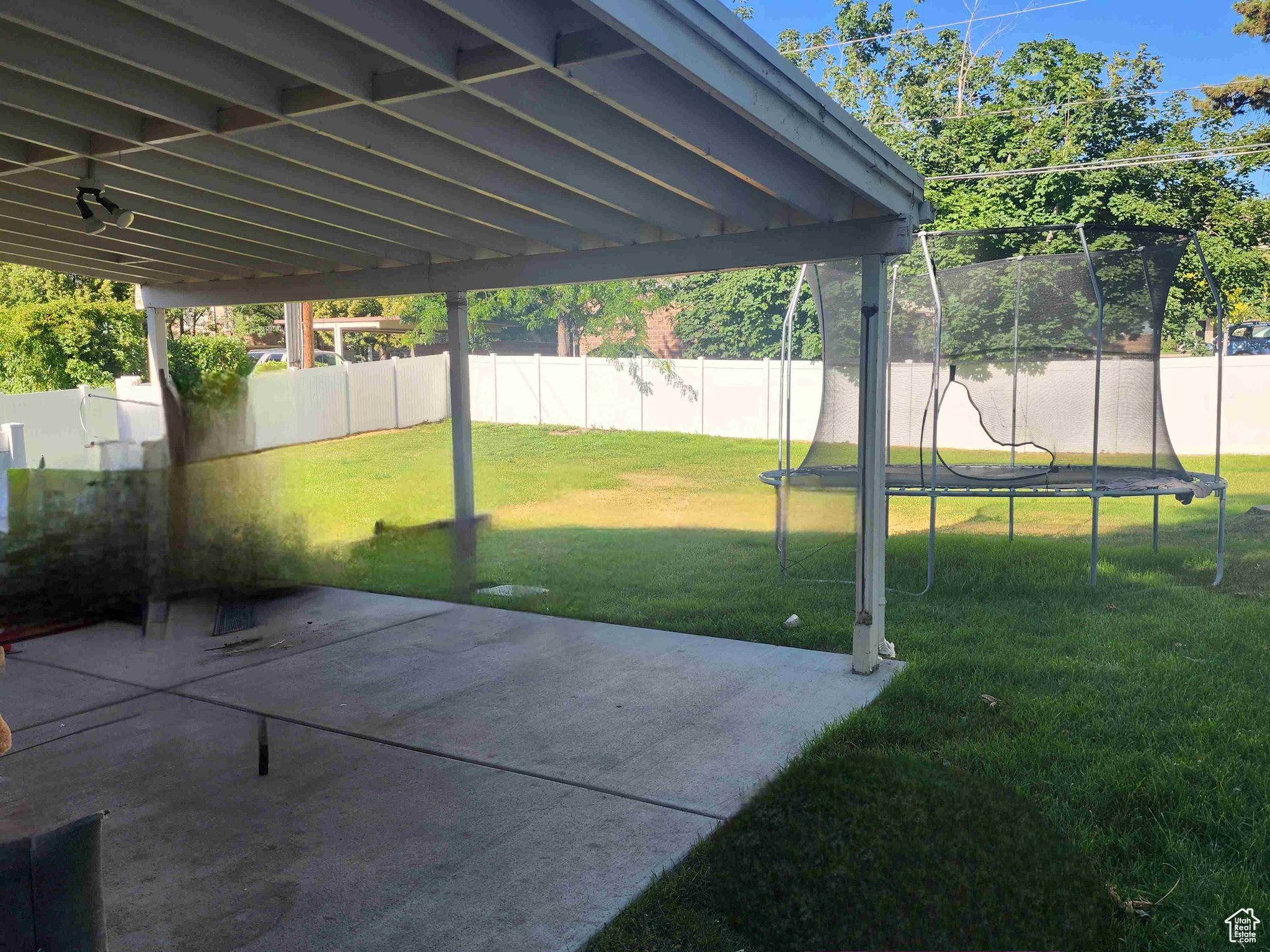 Bountiful, Utah 84010, United States, 4 Bedrooms Bedrooms, ,2 BathroomsBathrooms,Residential,Active,219960