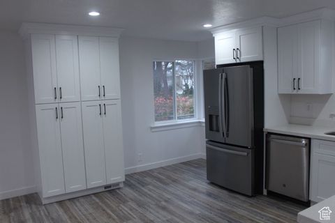 Tiny photo for 545 S 100 E, Bountiful, UT 84010 (MLS # 2114785)