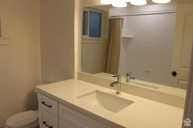 Bountiful, Utah 84010, United States, 4 Bedrooms Bedrooms, ,2 BathroomsBathrooms,Residential,Active,219960