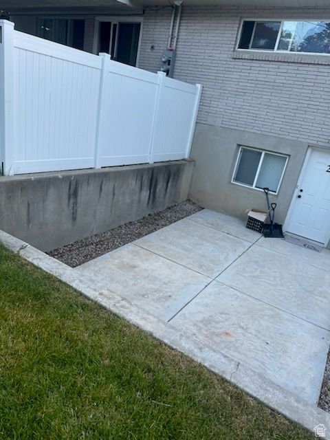 Tiny photo for 545 S 100 E, Bountiful, UT 84010 (MLS # 2114785)