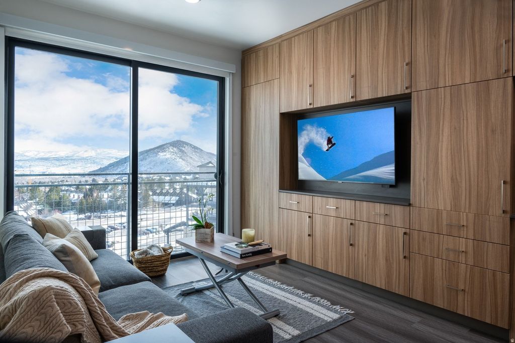 Photo of 2670 W CANYONS RESORT DR #427, Park City, UT 84098 (MLS # 2140199)