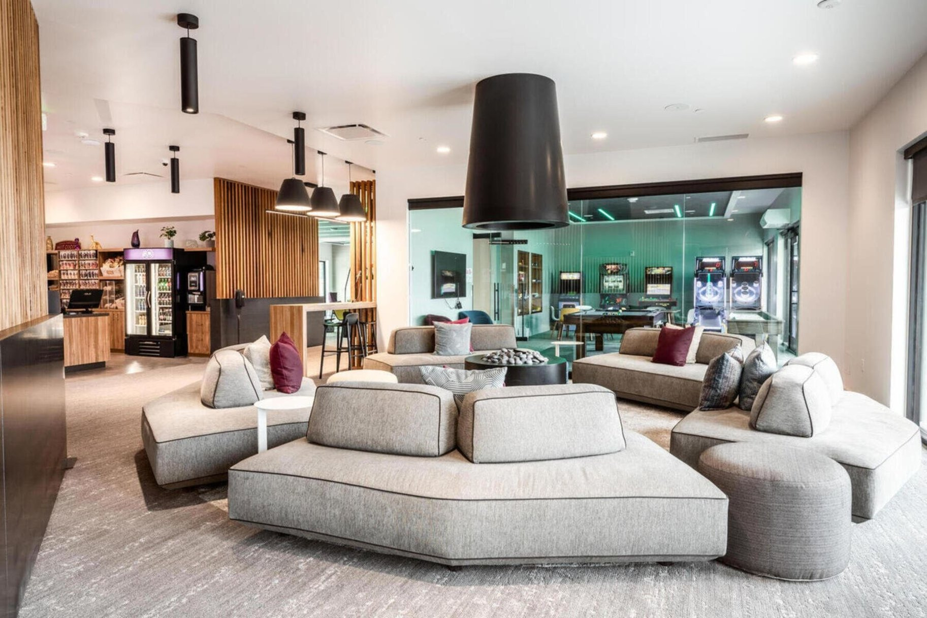 CANYON HAUS/YOTELPAD - Residential