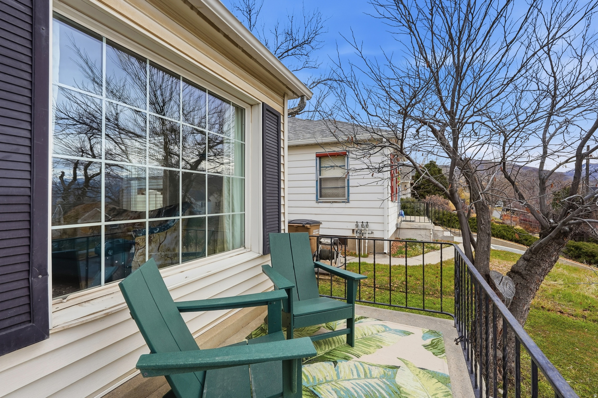 THE AVENUES - Residential