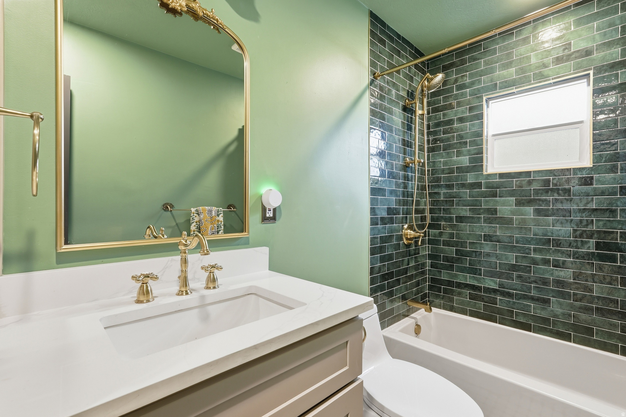 THE AVENUES - Residential