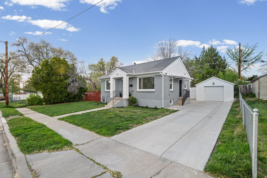 Photo of 731 E BARROWS AVE S, Salt Lake City, UT 84106 (MLS # 2150229)