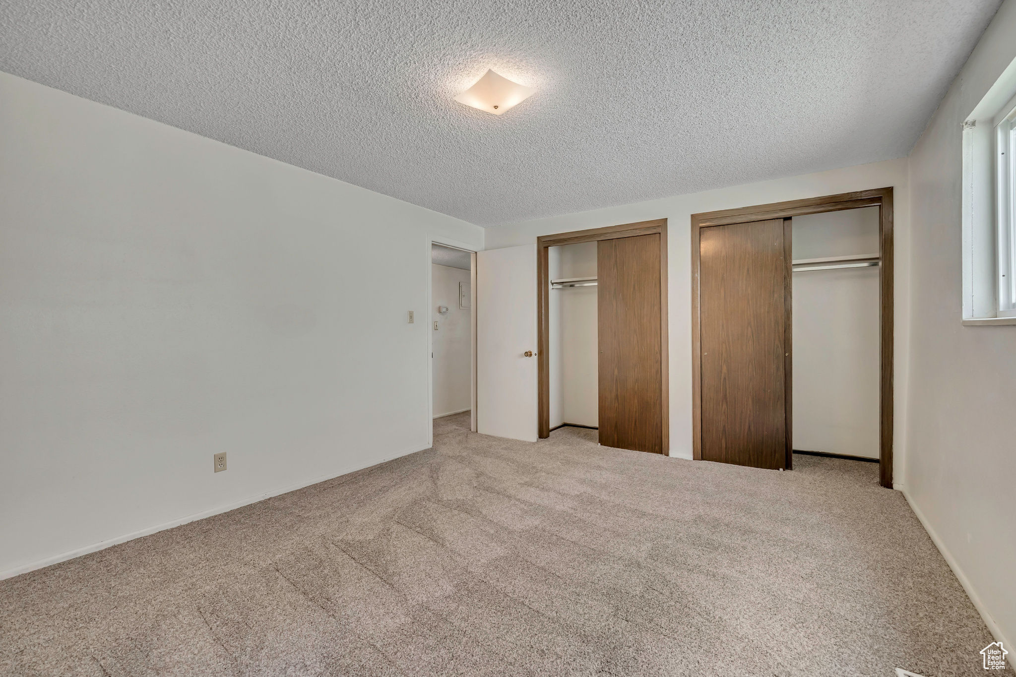 LAKEVIEW CONDOS - Residential