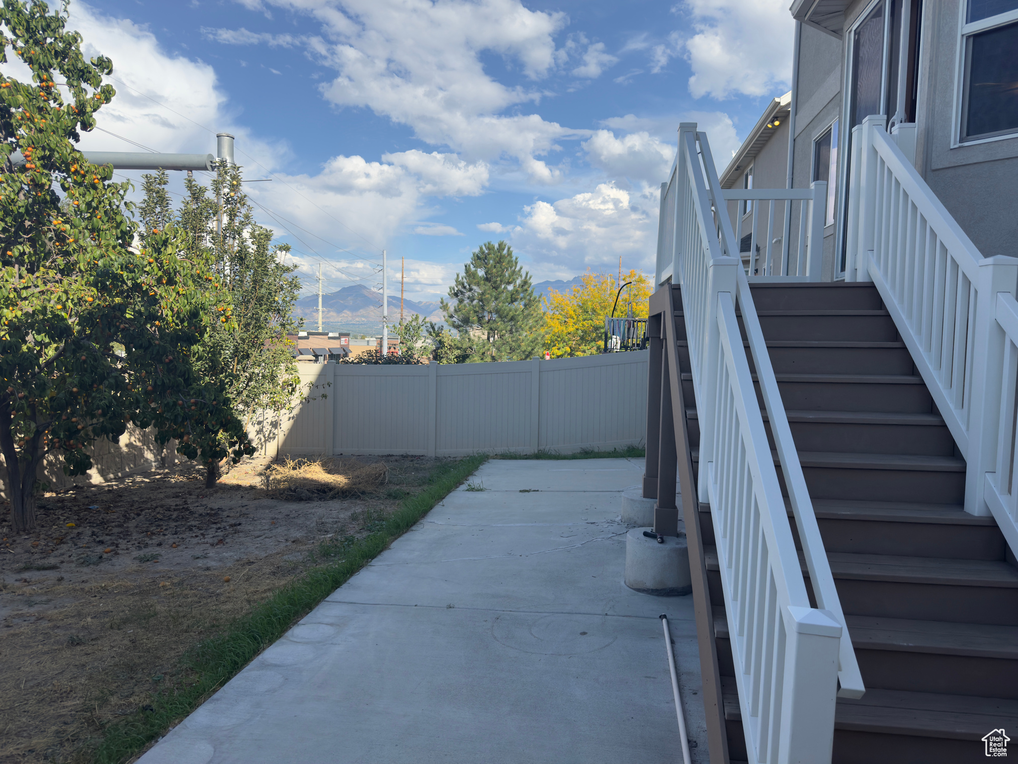 WANDERWOOD COVE - Residential